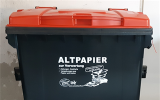 Altpapiercontainer