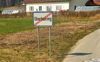 Ortstafel Oberbairing